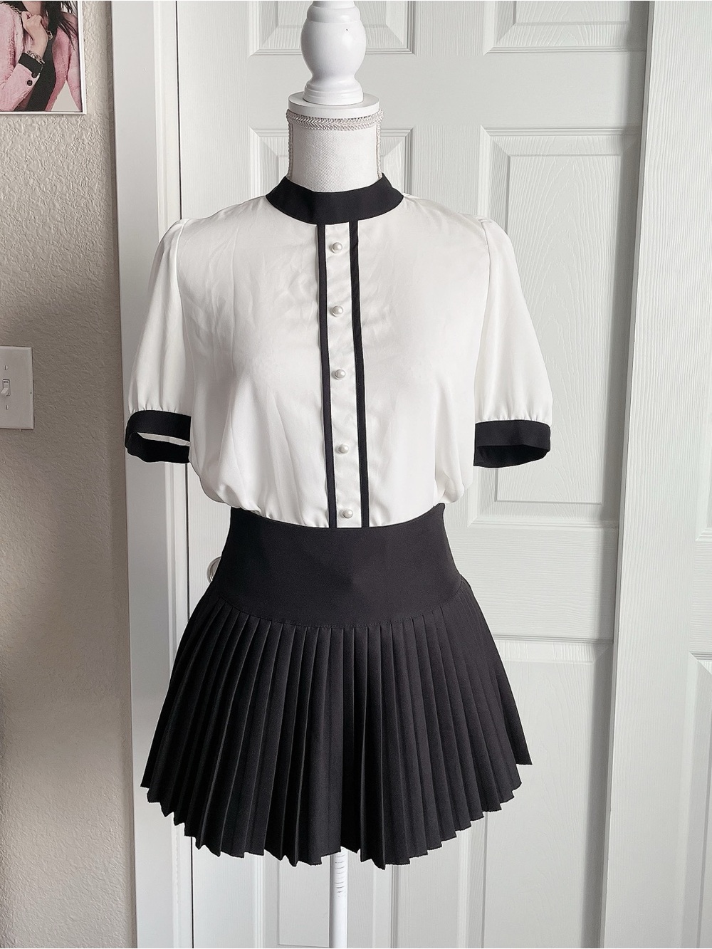 Korean Classic Black & White Contrast Button-Front Women's Top